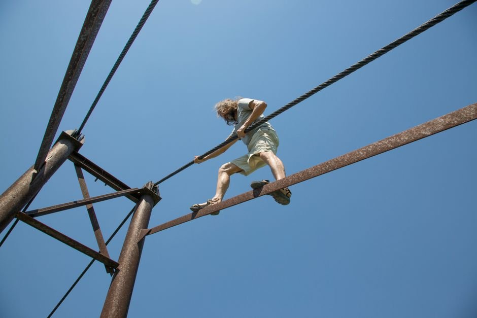 tightrope game balance beam