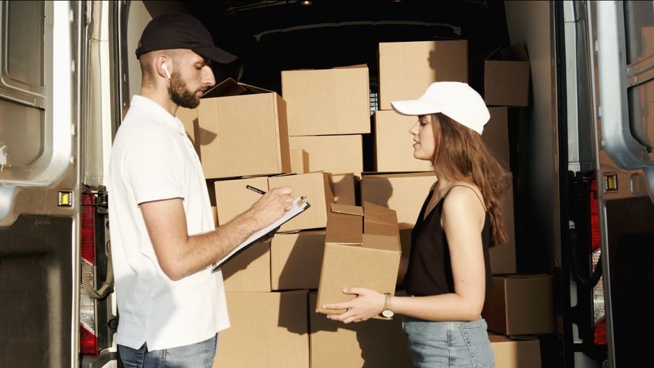 Etarget Limited Parcel delivery service