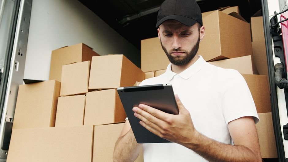 Etarget Limited Parcel tracking system