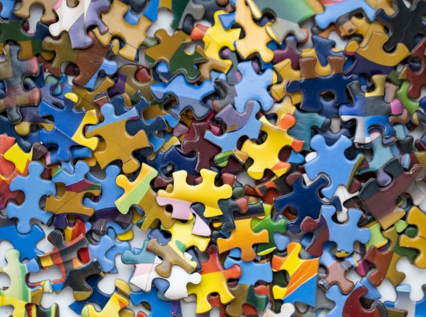 Collette Mcardle, a leading puzzle expert, specializing in crossword puzzles and brain teasers