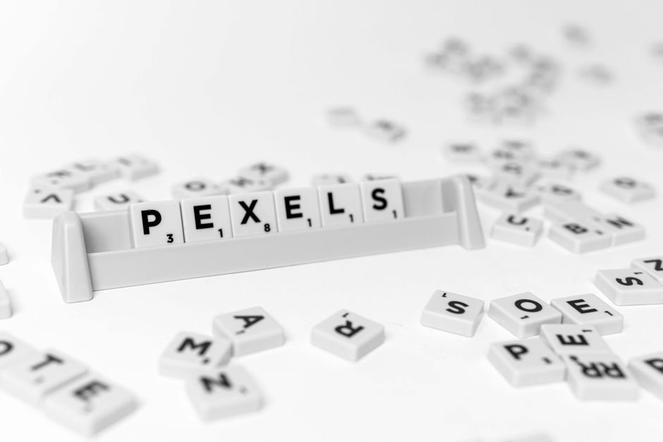 is ze a scrabble word game