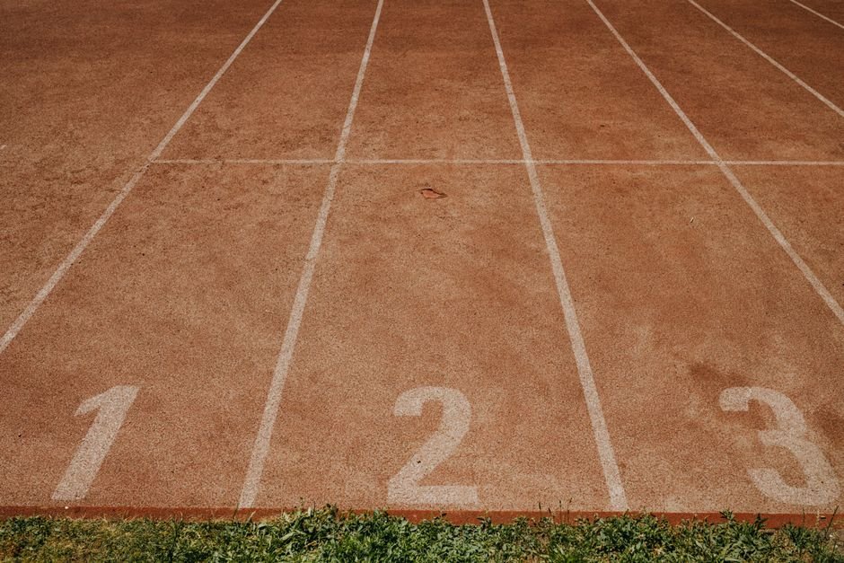 hurdle game track